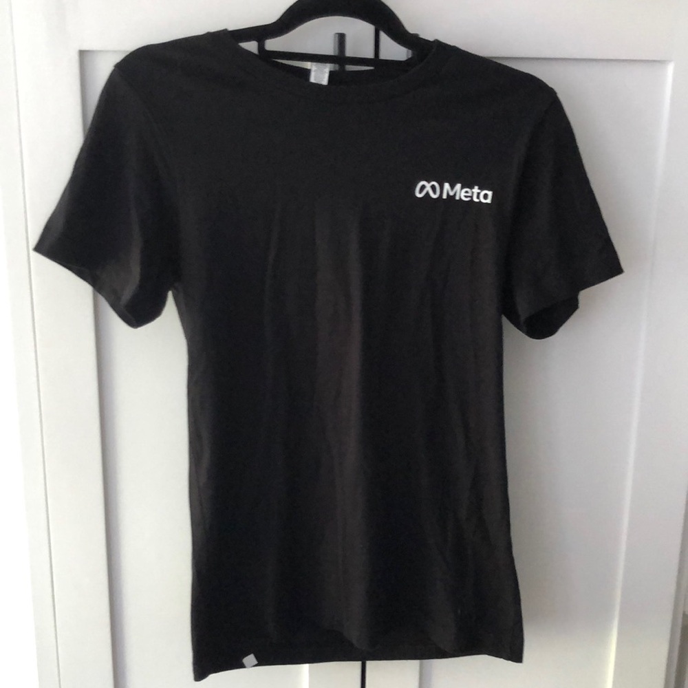 NWOT Meta facebook Classic T-Shirt Size S Black